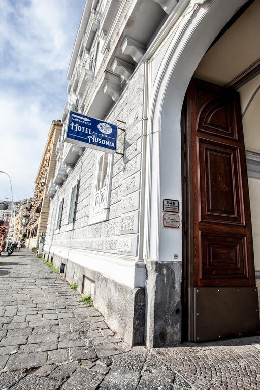 Affittacamere Ausonia Naples Exterior photo