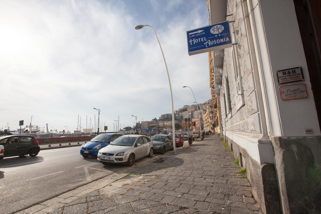 Affittacamere Ausonia Naples Exterior photo