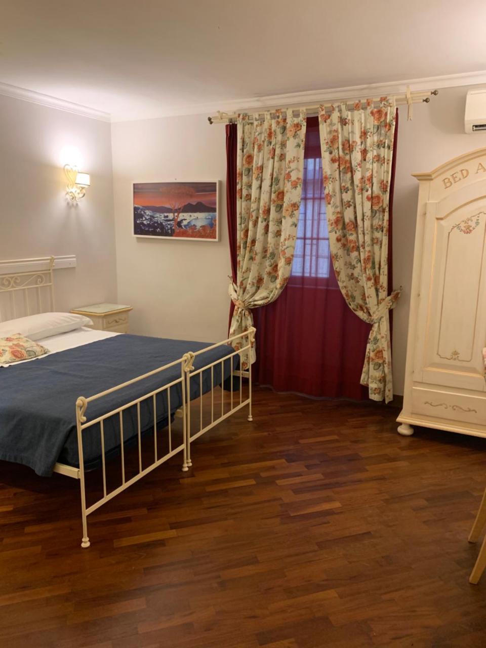 Affittacamere Ausonia Naples Exterior photo